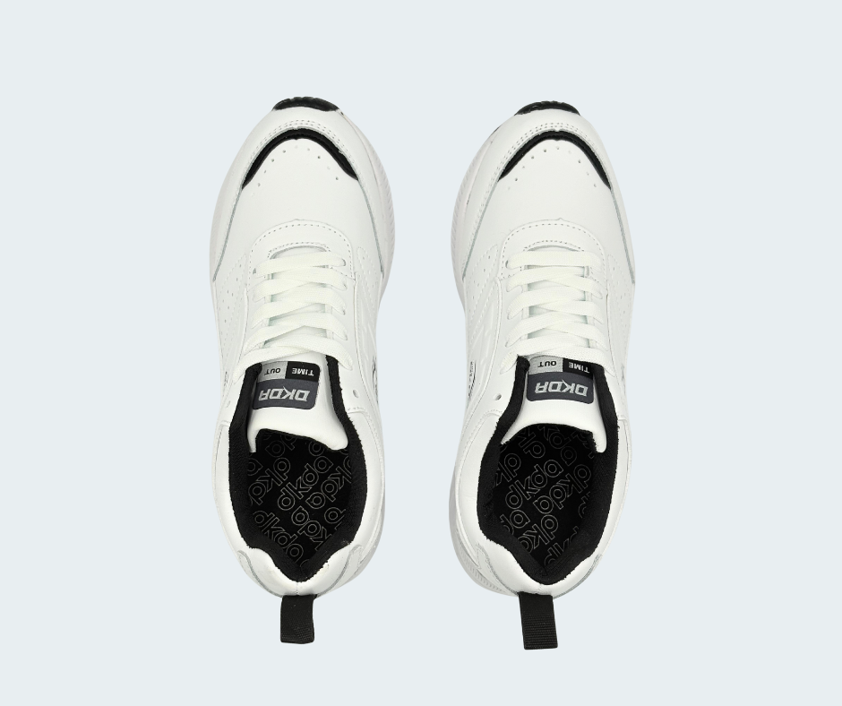 Tenis Modelo DKDA 3135