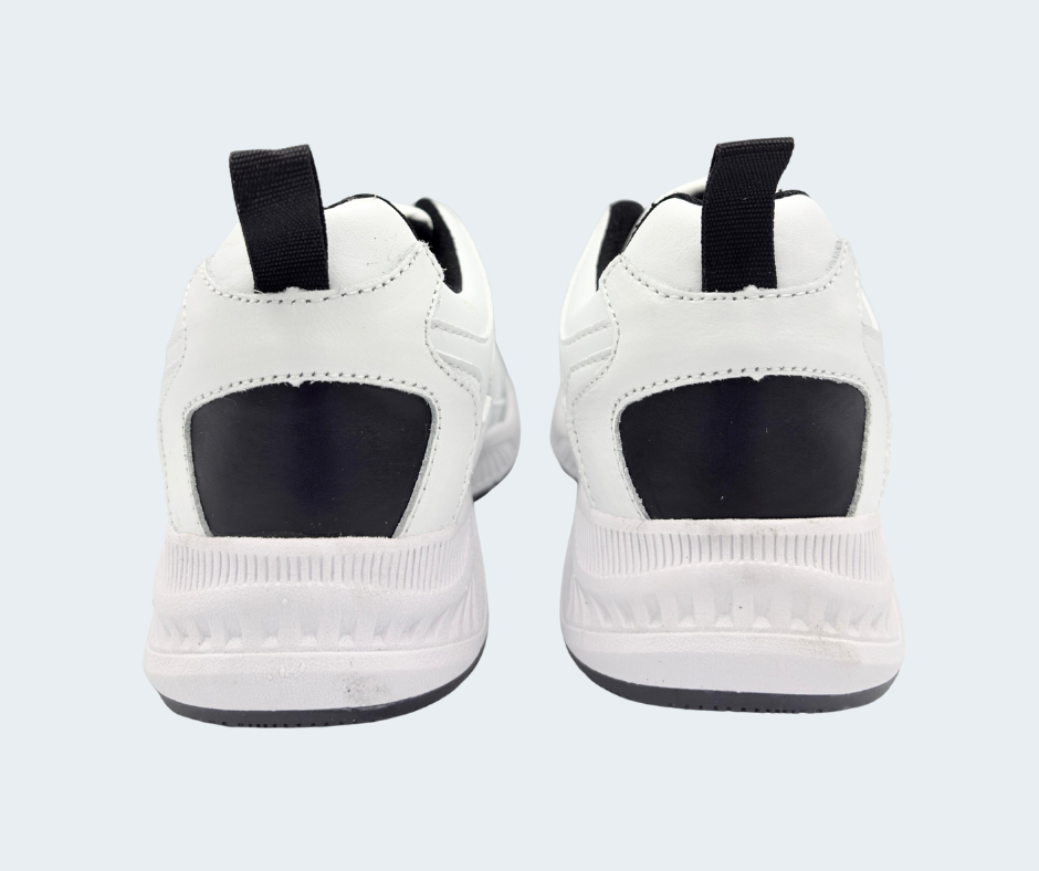 Tenis Modelo DKDA 3135