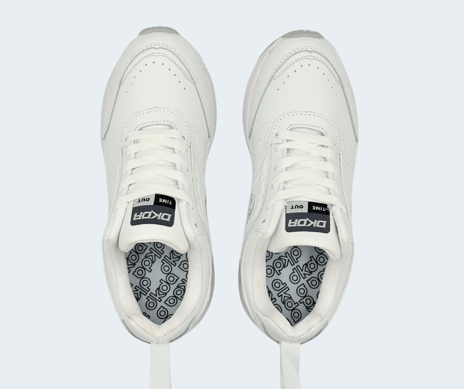 Tenis Modelo DKDA 3135