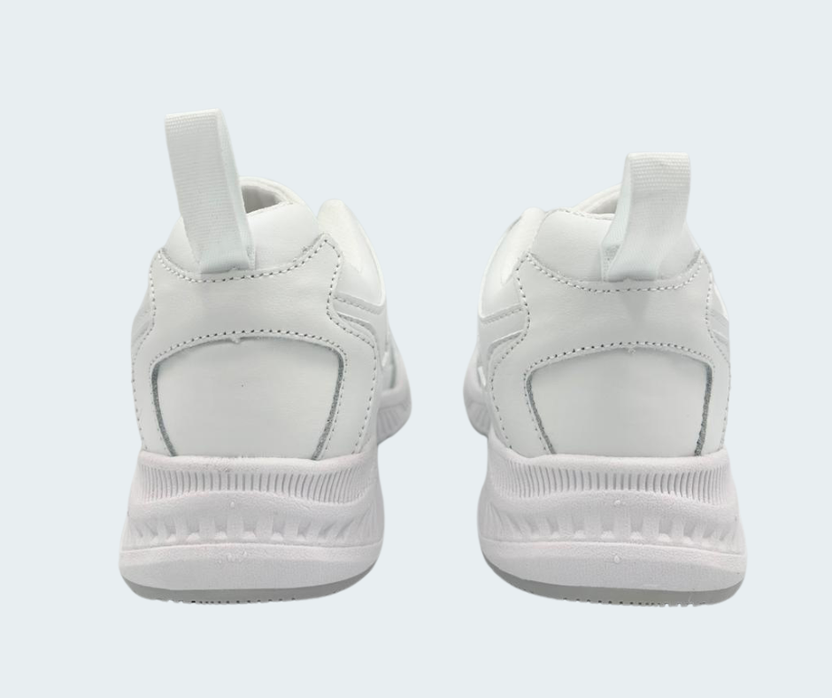 Tenis Modelo DKDA 3135